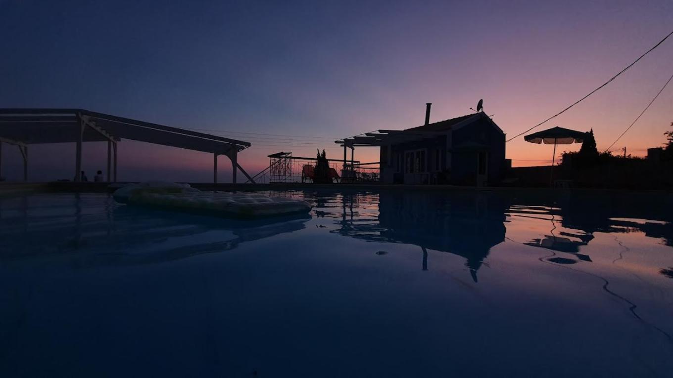 Casa De Blue Lägenhet Lourdata  Exteriör bild